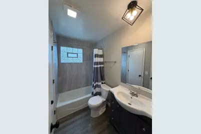 109 Hickory Drive, Lindenhurst, IL 60046 - Photo 22