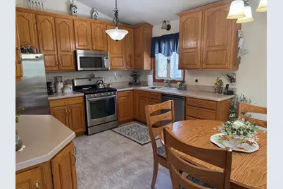 2822 Norway Pine Road, Rockford, IL 61109 - Photo 2