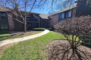 720 St Andrews Ln, Crystal Lake, IL 60014 - Photo 1