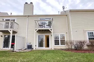 1376 Longacre Ln, Wheeling, IL 60090 - Photo 22