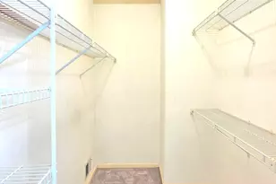 1376 Longacre Ln, Wheeling, IL 60090 - Photo 18