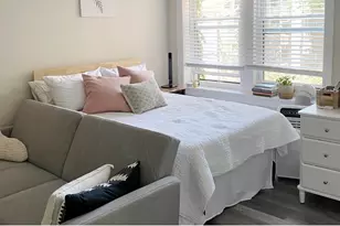 646 W Roscoe Ave, Chicago, IL 60657 - Photo 4