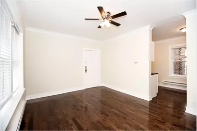 648 W Roscoe Street #2N, Chicago, IL 60657 - Photo 10