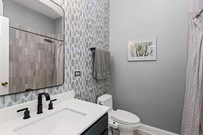 4226 N Kenmore Avenue #3, Chicago, IL 60613 - Photo 20