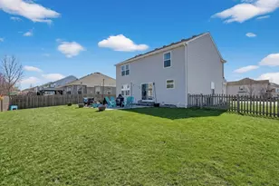 201 Springwood Drive, Woodstock, IL 60098 - Photo 4