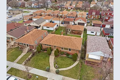 11042 S Avenue N, Chicago, IL 60617 - Photo 4