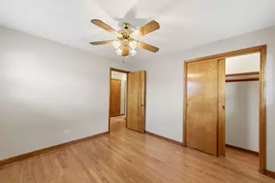 11042 S Ave N, Chicago, IL 60617 - Photo 12