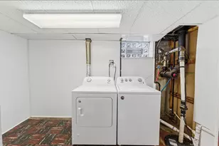 11042 S Ave N, Chicago, IL 60617 - Photo 24