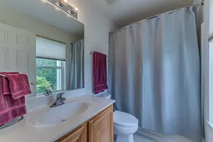 2172 Sunrise Cir, Aurora, IL 60503 - Photo 18