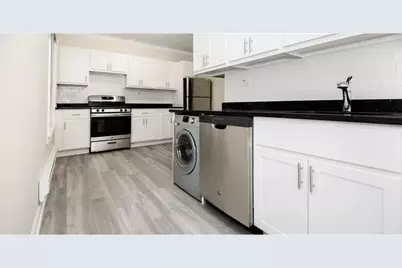 837.5 W Cornelia Avenue #3S, Chicago, IL 60657 - Photo 2