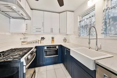 1020 N Taylor Avenue, Oak Park, IL 60302 - Photo 10