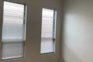 4041 S Calumet Ave, Chicago, IL 60653 - Photo 10