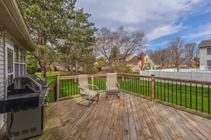 8627 Oakmont Rd, Bloomington, IL 61705 - Photo 46