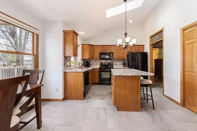 8627 Oakmont Road, Bloomington, IL 61705 - Photo 12