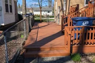 1673 Linden St, Des Plaines, IL 60018 - Photo 2