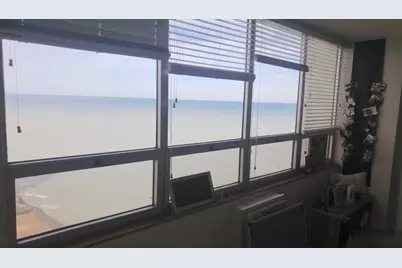 6171 N Sheridan Road #2707, Chicago, IL 60660 - Photo 4