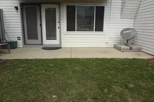 220 Brett Cir, Wauconda, IL 60084 - Photo 20