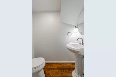 1709 W Barry Avenue #CH, Chicago, IL 60657 - Photo 8