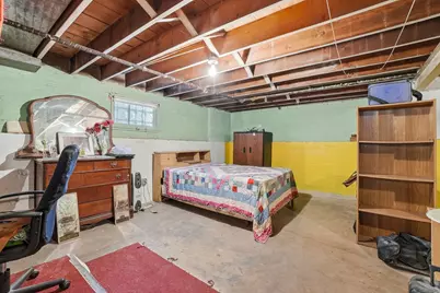 8305 S Paxton Avenue, Chicago, IL 60617 - Photo 38