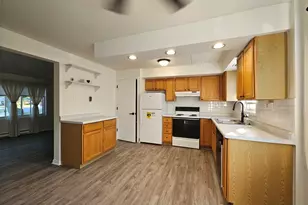 6862 W Lode Dr, Worth, IL 60482 - Photo 6