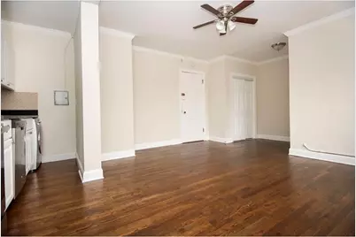 3345 N Marshfield Avenue #205, Chicago, IL 60657 - Photo 6