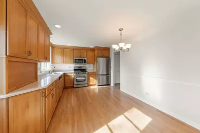 1530 N Blanchard Court, Wheaton, IL 60187 - Photo 10