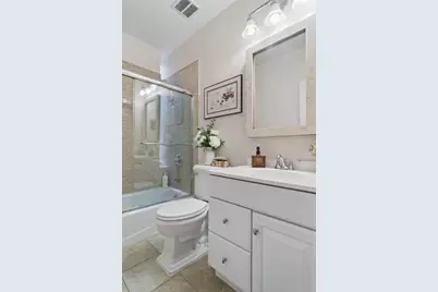 1667 N Bissell Street #2, Chicago, IL 60614 - Photo 14