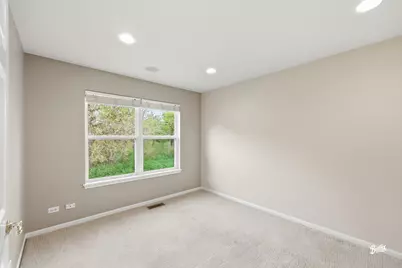 1250 Promontory Drive, Pingree Grove, IL 60140 - Photo 10