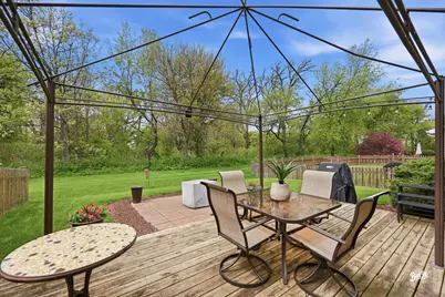 1250 Promontory Drive, Pingree Grove, IL 60140 - Photo 16