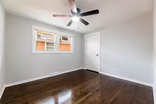 11619 S Aberdeen St, Chicago, IL 60643 - Photo 10