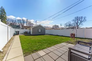 745 Manchester Ave, Westchester, IL 60154 - Photo 16