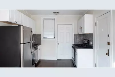 1056 W Lill Avenue #1, Chicago, IL 60614 - Photo 4