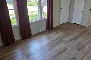 494 N Ellsworth Ave, Villa Park, IL 60181 - Photo 10