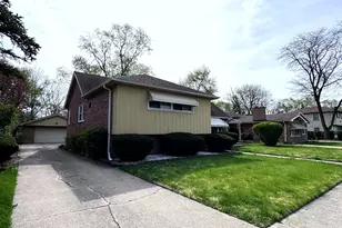 15531 Woodlawn E Ave, South Holland, IL 60473 - Photo 2