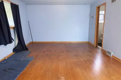 15531 Woodlawn East Avenue, South Holland, IL 60473 - Photo 8