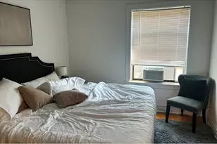 1911 W Larchmont Ave, Chicago, IL 60613 - Photo 8