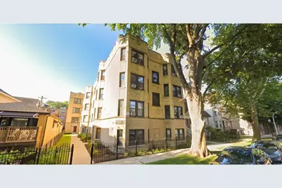 1911 W Larchmont Avenue #3B, Chicago, IL 60613 - Photo 1