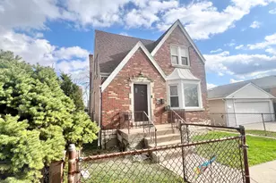 7713 W Forest Preserve Ave, Chicago, IL 60634 - Photo 2