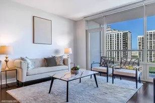 100 E 14th St, Chicago, IL 60605 - Photo 6