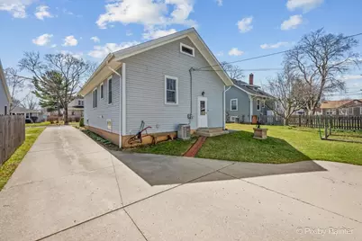 92 Hawley Avenue, West Dundee, IL 60118 - Photo 36