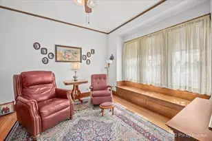 92 Hawley Ave, West Dundee, IL 60118 - Photo 8