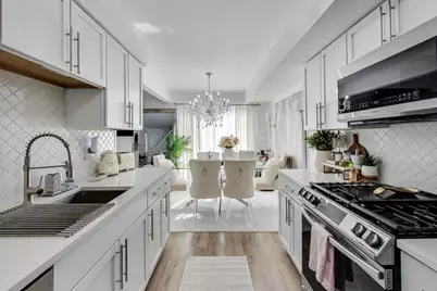 595 East Avenue, Streamwood, IL 60107 - Photo 10