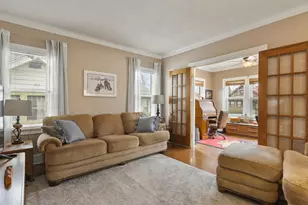 302 N Rockford Ave, Rockford, IL 61107 - Photo 8