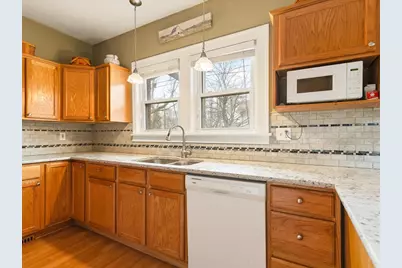 302 N Rockford Avenue, Rockford, IL 61107 - Photo 16