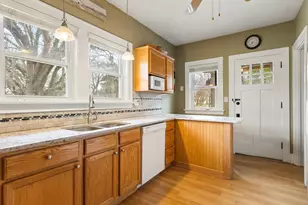 302 N Rockford Ave, Rockford, IL 61107 - Photo 14