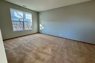 951 Ellsworth Dr, Grayslake, IL 60030 - Photo 10