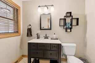 618 S 5th St, Saint Charles, IL 60174 - Photo 16