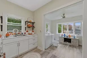 4606 N Kelso Ave, Chicago, IL 60630 - Photo 8