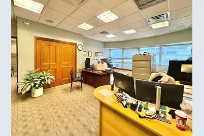 111 E Chestnut Street #17K, Chicago, IL 60611 - Photo 24