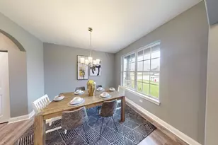 550 W Meadowdale Cir, Hampshire, IL 60140 - Photo 8